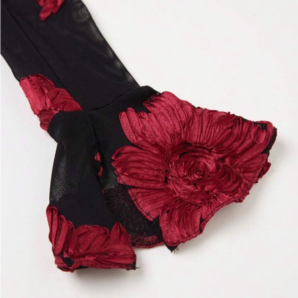 Anewsta Elegant Black and Red Floral Dress - Picture 10 of 14